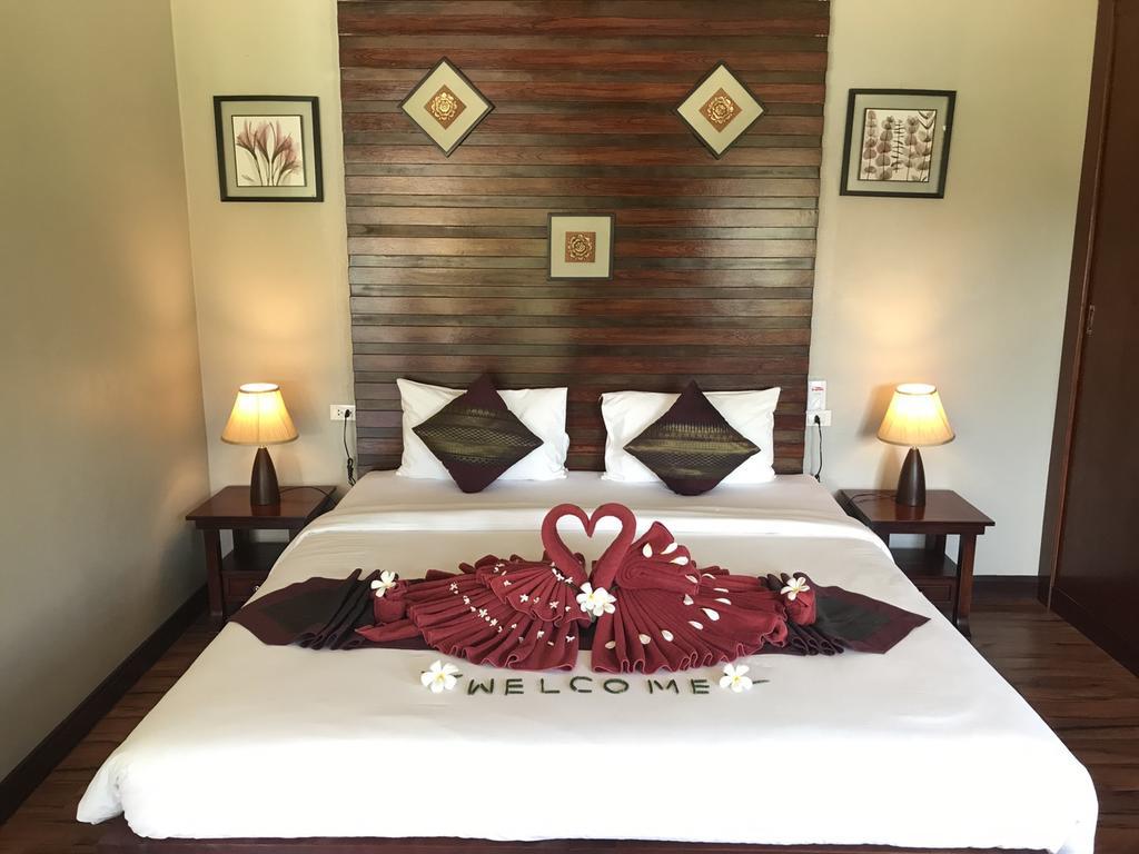 The Hip Resort @ Khao Lak Bang Sak Εξωτερικό φωτογραφία
