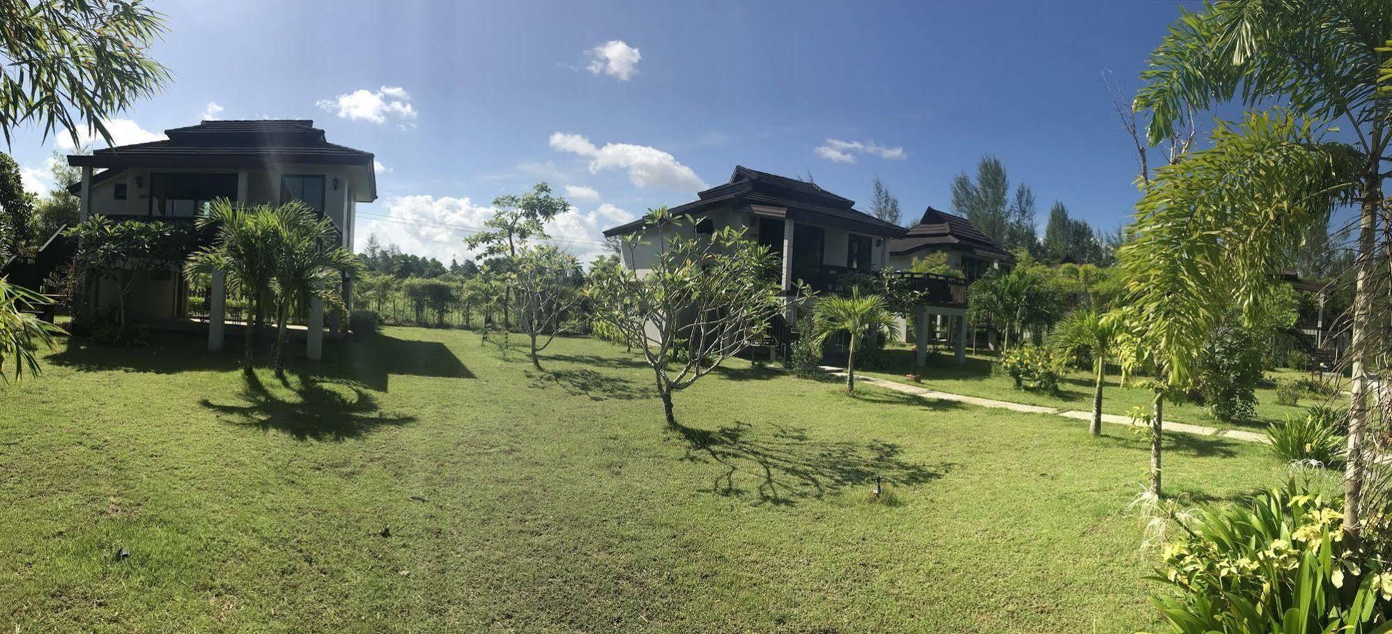 The Hip Resort @ Khao Lak Bang Sak Εξωτερικό φωτογραφία
