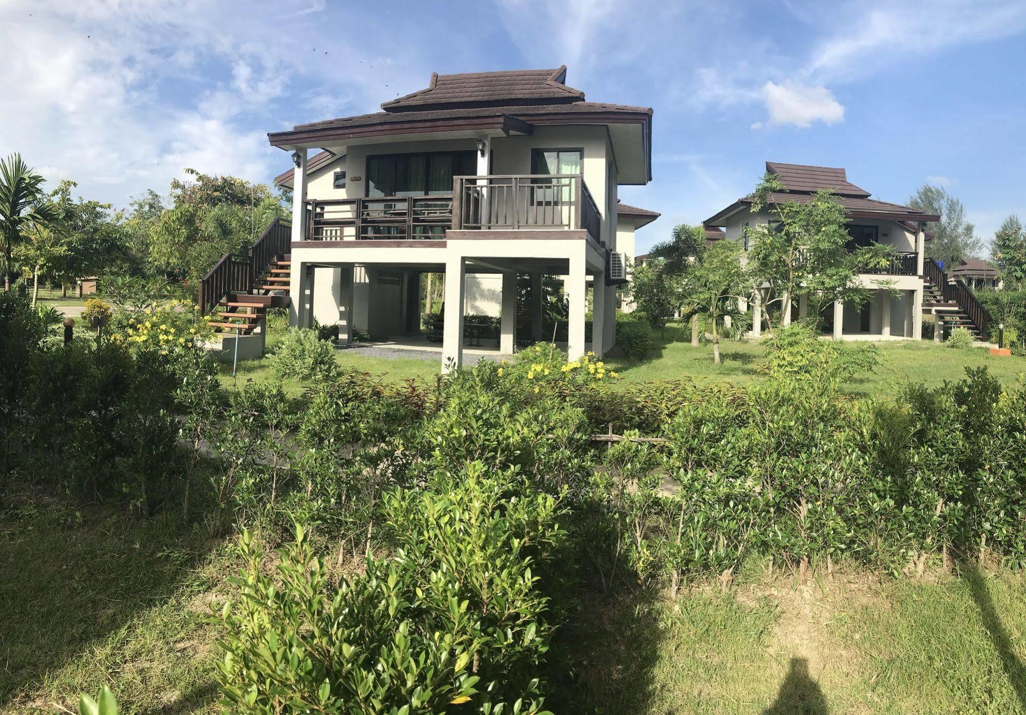The Hip Resort @ Khao Lak Bang Sak Εξωτερικό φωτογραφία