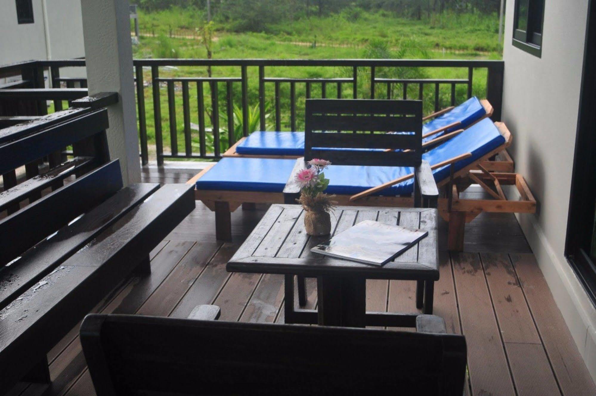 The Hip Resort @ Khao Lak Bang Sak Εξωτερικό φωτογραφία